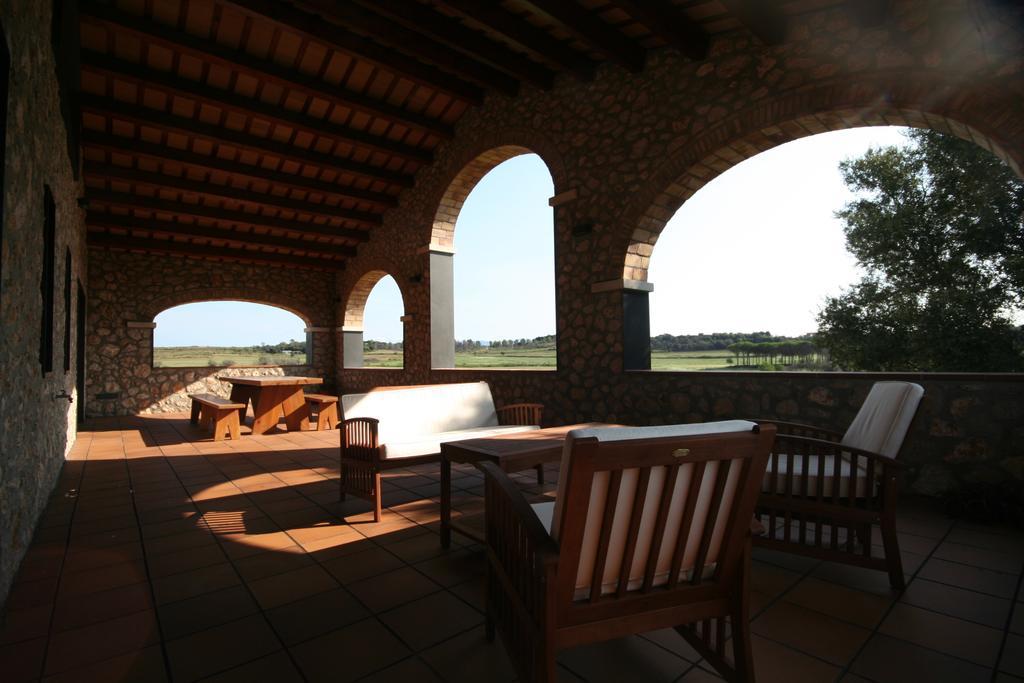 Hotel Mas Oliveres Pla De Palau Llers Ruang foto