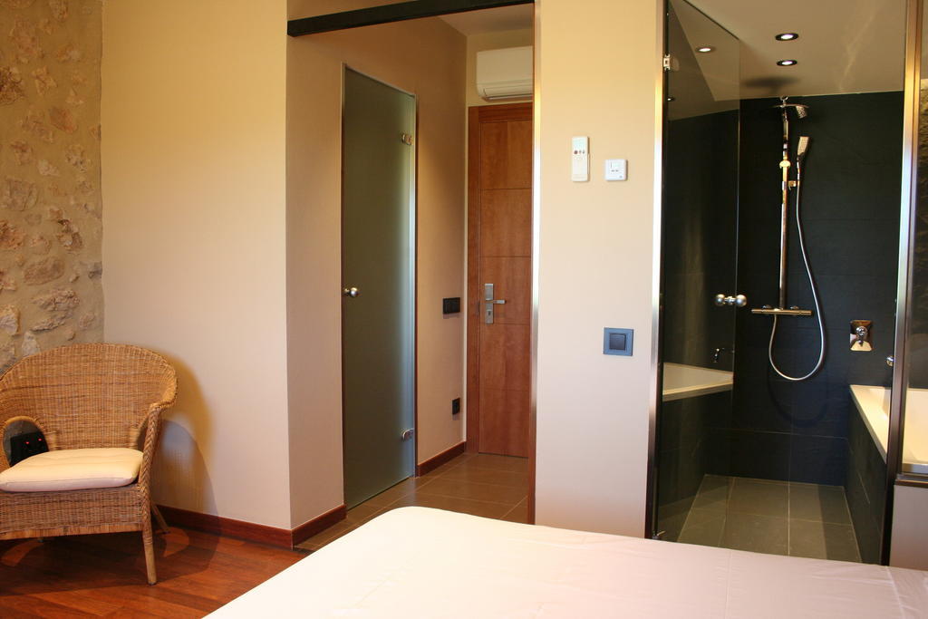 Hotel Mas Oliveres Pla De Palau Llers Ruang foto